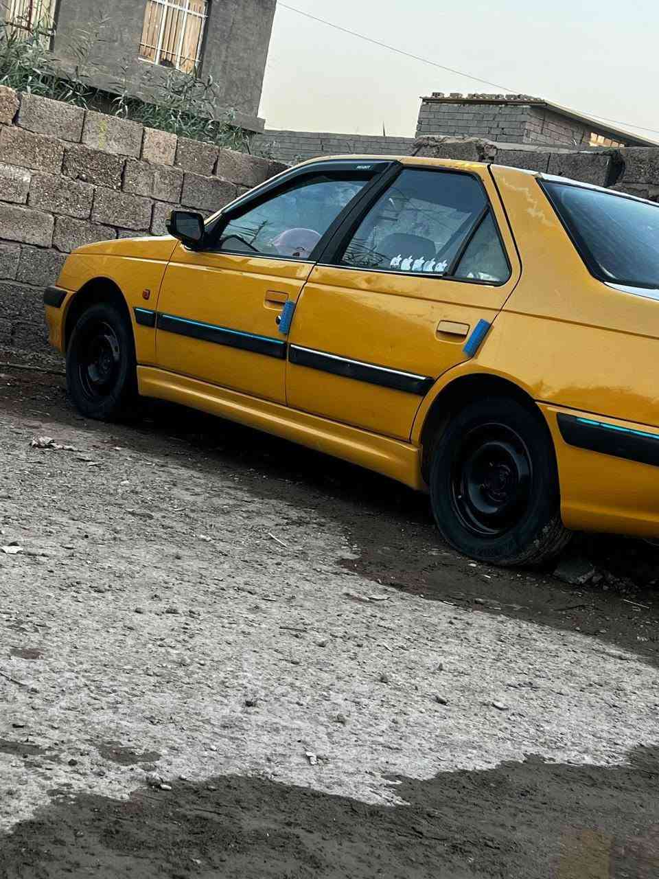 السلام عليكم بيجو بارص موديل ٢٠١٥ سياره خير من الله لا تنقيص ولا تبخير تبريد تدفئا شغاله 50 وبيها مجال *********** السياره بل واقع بعد احلى
