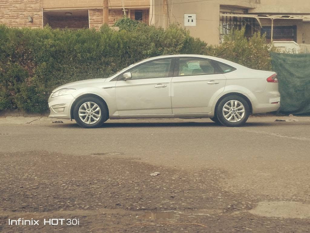 محرك 20
بيه غرامه مليون ينكطع من سعر

كير محرك شرط 

فول مواصفات 
سلايت مقاعد كهربائيه تحكمات كير نضامين عادي اوتوماتيك 
بيه ثلاث قطع صبغ بدون دواخل 
 
بيع او مراوس أخذ فرق حتى لو قديمه سعر 60 أو بي مجال بصيط اي استفسار *********** كركوك, العراق
