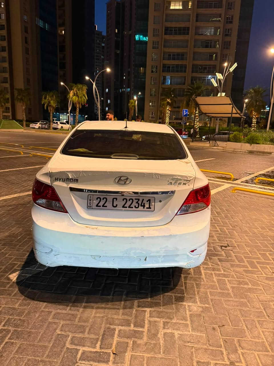 اكسنت مؤديل2011 خلبجي       
١٠ په رچه بس ده حامي لاي پئشي يك جمپي هه يه
٧٣$مه جاله كي كم
***********
