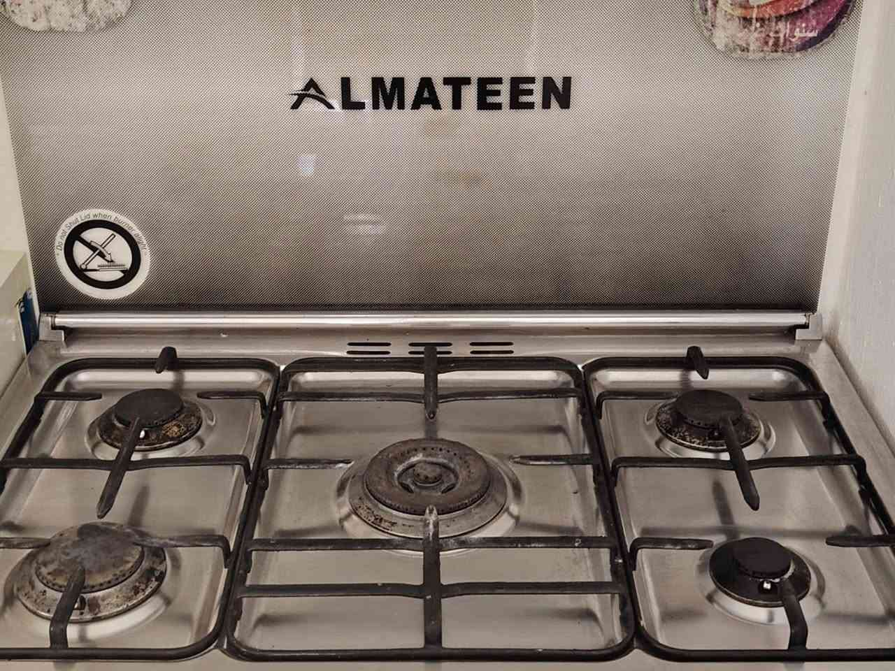 سلام عليكم طباخ مصري مستعمل قليل للبيع ***********
