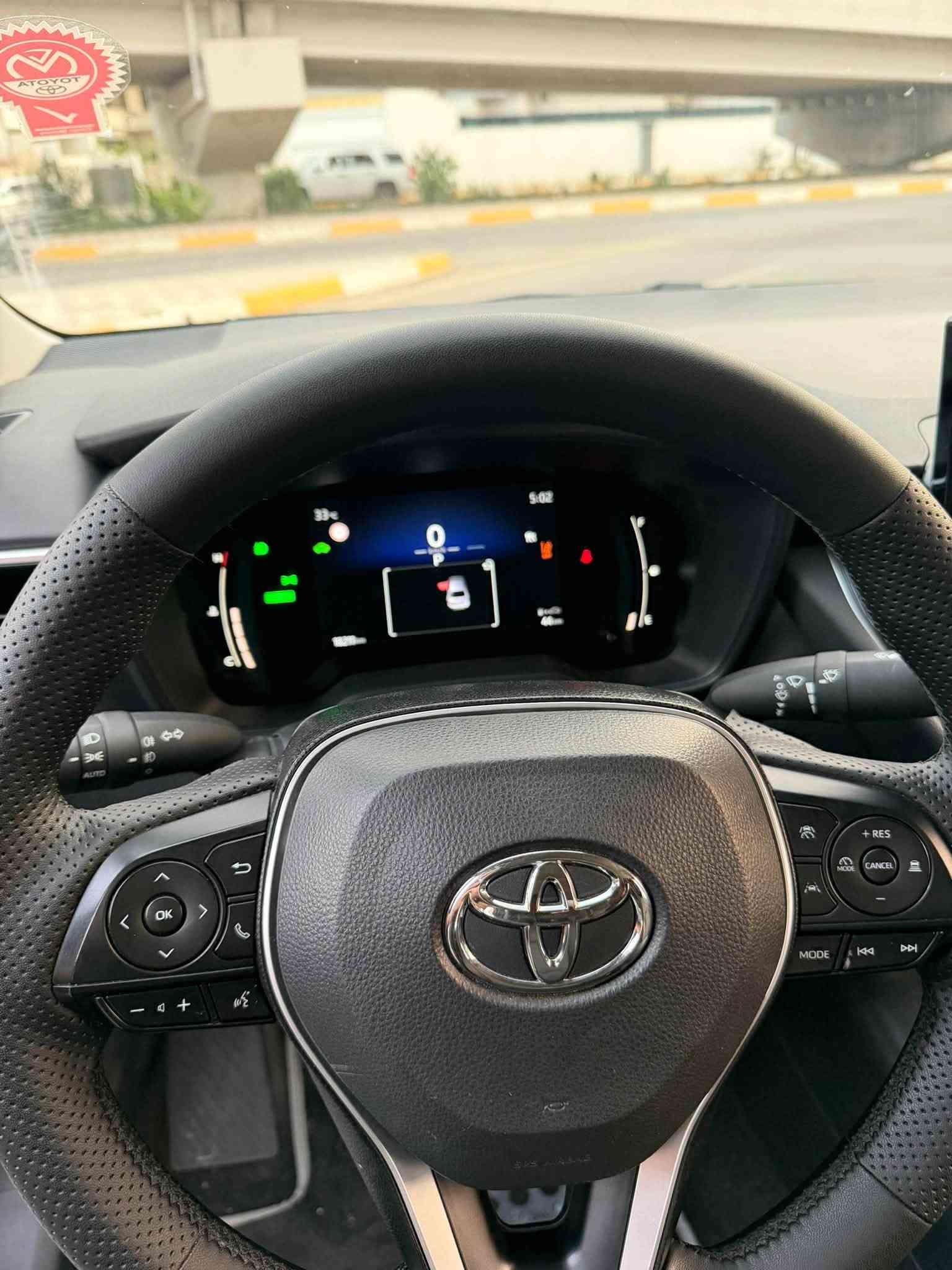 كورولا هايبرد • ٢٠٢٥ • بدون صبغ