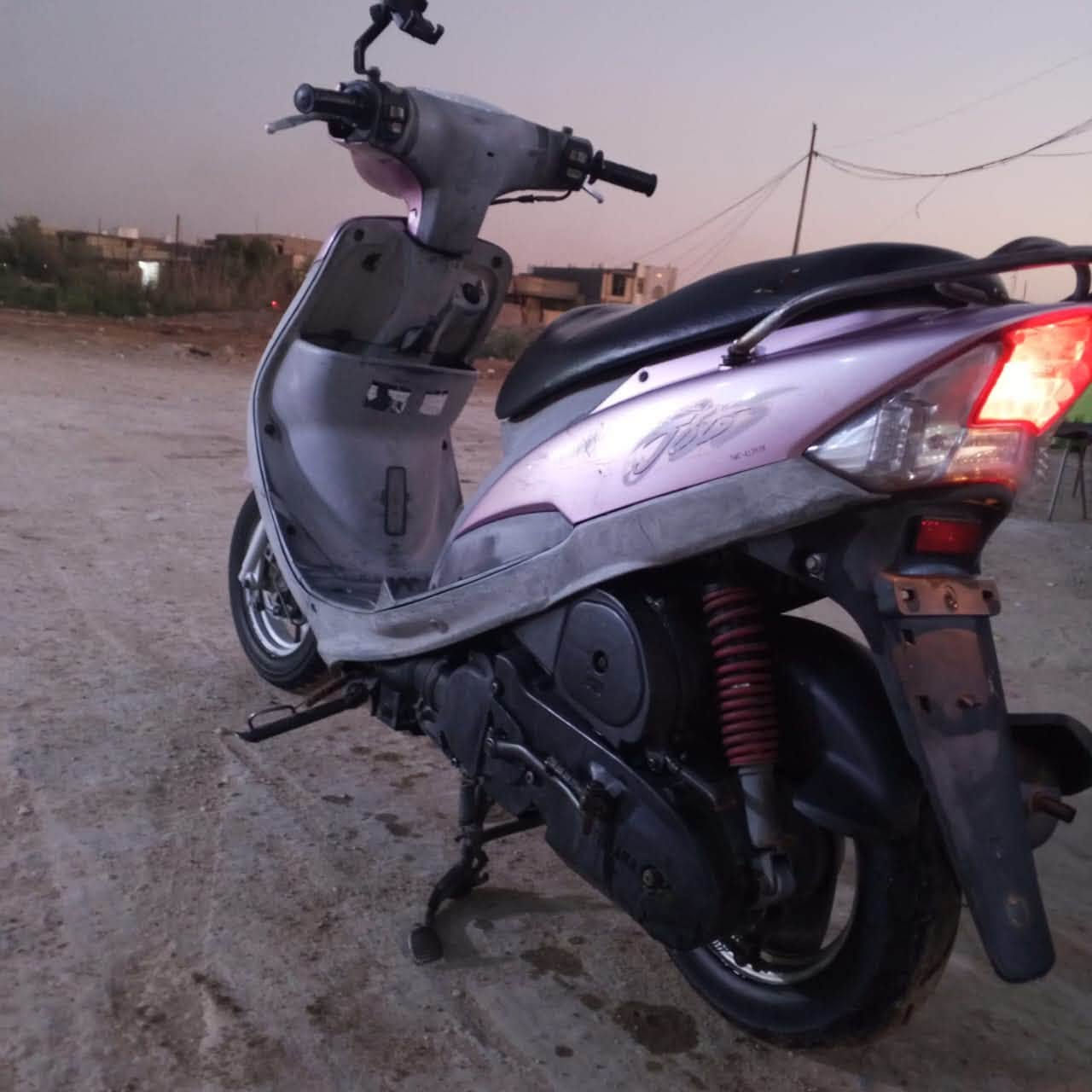 دراجه ماكس منغولي مكينه ما مفتوحه كهربائيات كامله كفرات مختمه ختم واحد والدراجه شلعه ومعدل كابريته وسلف مبدلات احسن نوعيه تجي وتشوف عنواني حله
بابل مركز مدينه رقمي :***********
