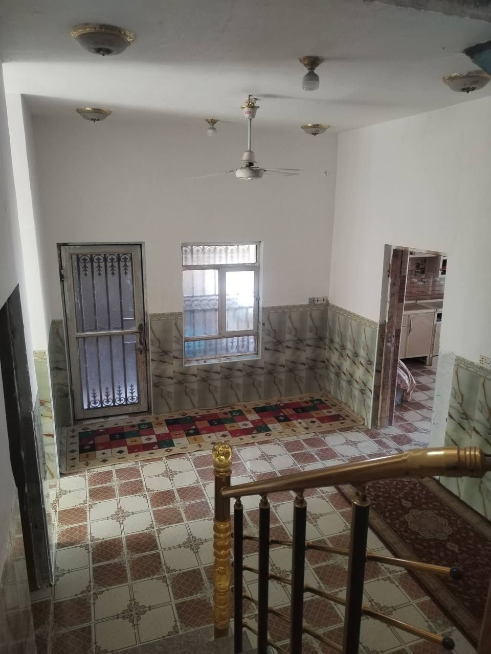 دار للبيع موقع مميز بيع مناسب
المساحه ١٥٠ _ تحتوي علئ ستقبال ٩+٤ _مطبخ ٥+٤_صاله ٦ونص+٤_فرفه نوم ٥ونص في +٤_غرفت اطفال ٣+٤_ صحيات داخليه وخارجيه الطابق الثاني صالة  ٥+٤
موقع البيت جدن مميز  خلف سكلة شيخ صادق يبعد عن شارع نجف كربلاء ٢ دقيقة يبعد عن شارع الحولي ألاول خلفة مباشرتن يعني خلف التجاري يصلح حسينية كامل الخدمات يبعد عن المدرسه ٥٠ متر
  اساس صب_ بناء صابوق_ سقف صب
الاستفسار ***********
