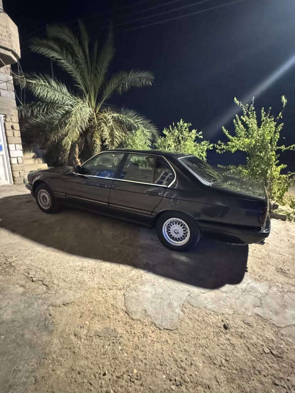 بي ام نضيفه كلش موديل 1991
حجم السياره 735 كلشي بيها شغل سياره ماعايزها شي تبريد ثلج مكينه خير من الله داخله هزه سنويه 2030 سياره بأسمي سياره جاهزه من كلشي كبل للشارع***********
