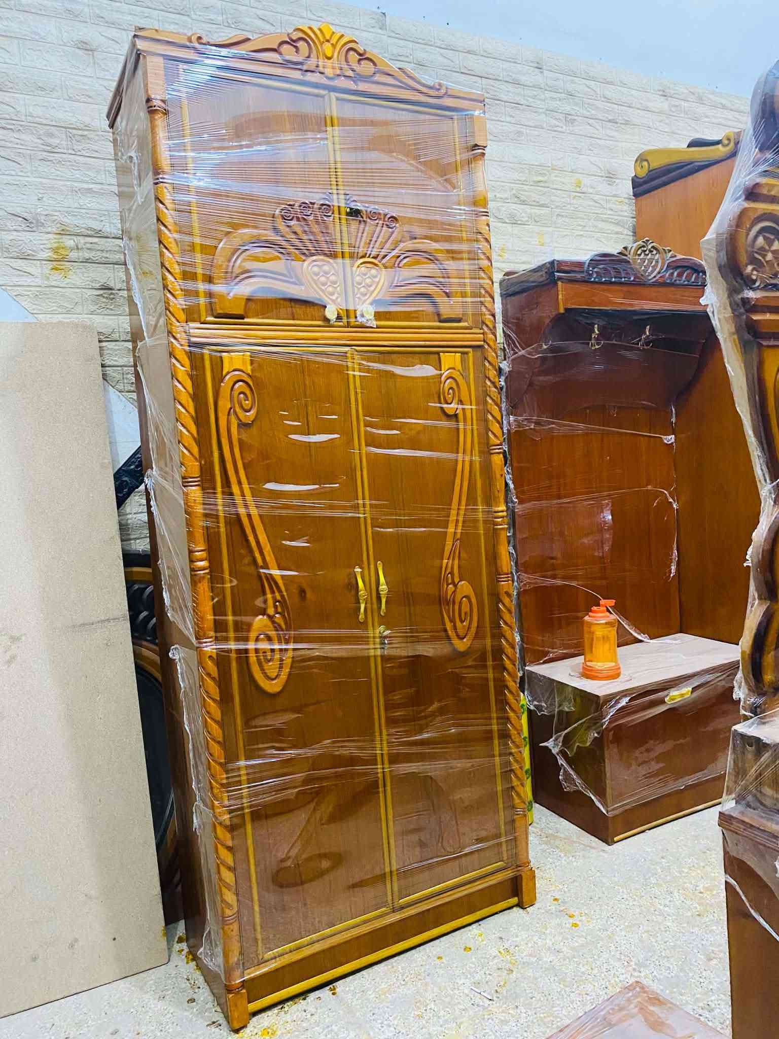 غرفة نوم عراقي مستخدم اخو الجديد وباسعار مناسبة شغل درجة اولى مرتب ضهر جرجوبة توصا احطاطة صاج خارج داخل 
السعر 875 الف وبيها مجال للطيبين 
رقم الهاتف ***********
