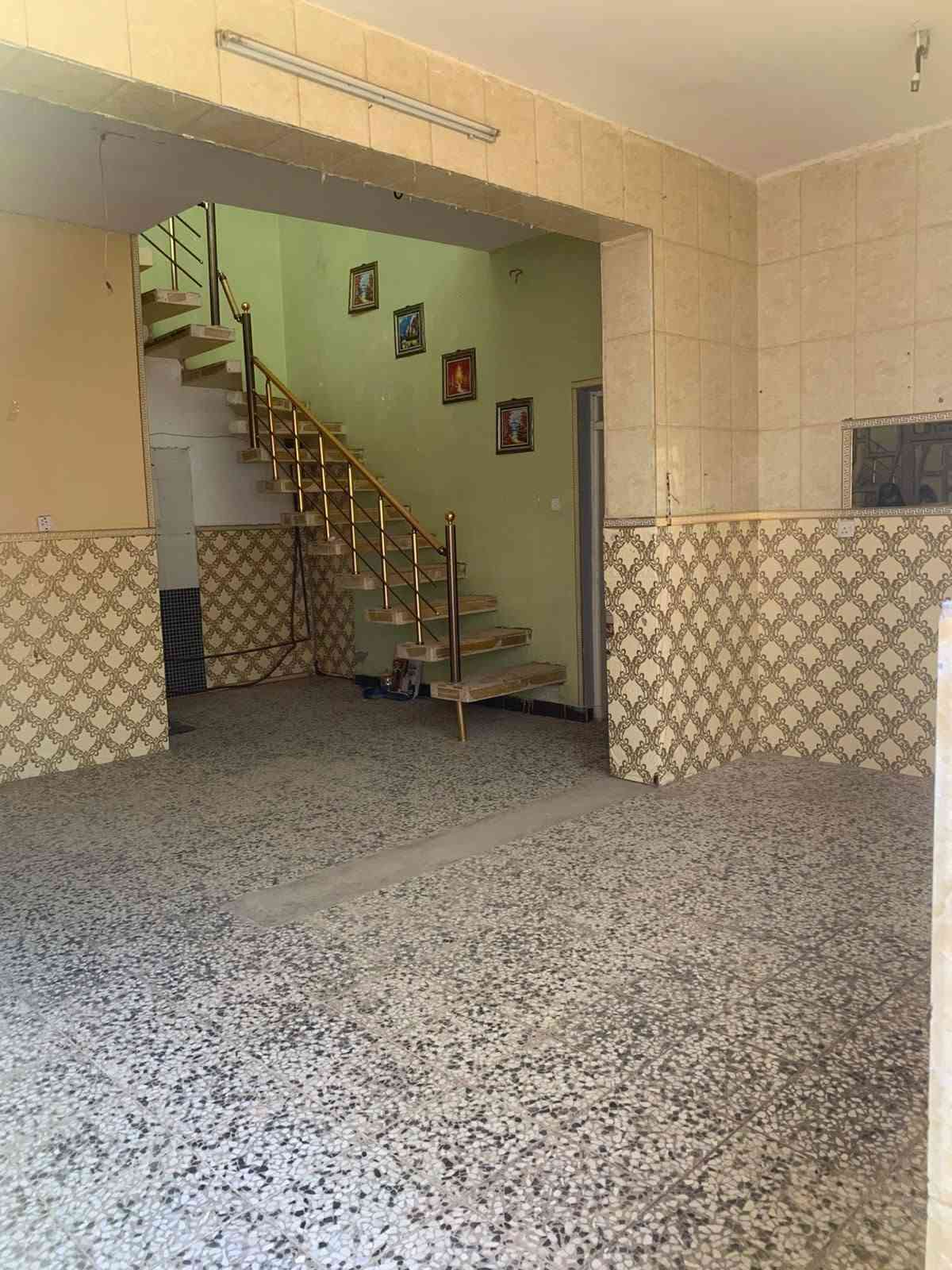 يا الله سلام عليكم بيت البيع مساحة ٢٠٠ وجه ٢٠ ونزال ١٠ طابوق كونكريت بحي لامامين كربلاء سند ٢٥ قرار محكمه سعر خاص رقمي وبي واتساب ***********
