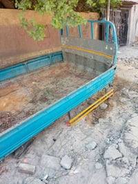 للبيع • شاحنة