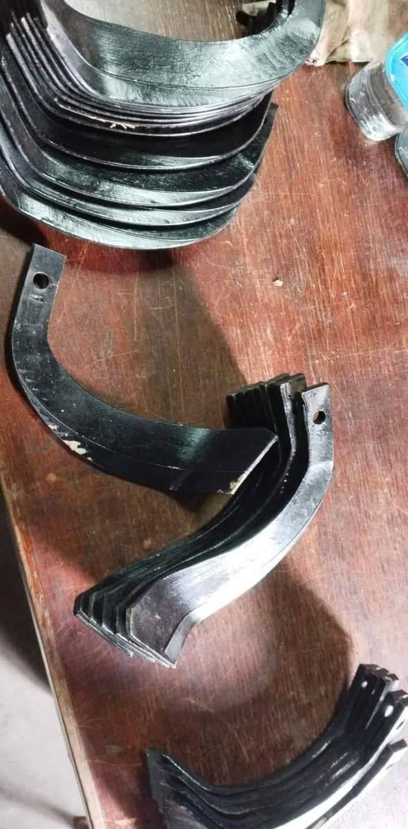 وقت دوام من ٧ صباحا الى ٢,٣٠ ظهر
غير متواجد على فيس بوك

توجد سكك رفاس فتحه برغي 22  سكك رفاس فتحه برغي 19 مناجل رفاس فتحه برغي 17 الاسعار مناسب جلمه او مفرد العنوان بغداد طريق معسكر الرشيد رقم موبايل*********** واتساب
***********
غير متواجد على فيس بوك
