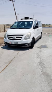 استاركس • ٢٠١١ • ديالى بلدروز