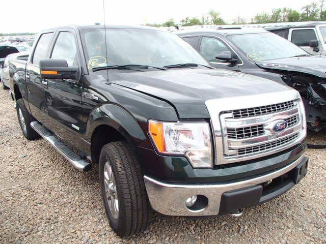 السلام عليكم 
للبيع فورد F150 2013 وارد امريكي حادثها موضح بالصور فقط كردحه . 
السياره باب طويل بدي قصير . 
رقم بصره الدولي الجديد باسمي . هزه جديده . صدر امامي خلفي جديد تخم تاير جديد . مشط ستيرن مبدل جدد . 
محرك 3.5 . 6 سلندر تون تيربو . 
كير تعليك . تبريد ثلج . ماشيه 160 الف 
محلاضه / السياره جاهزه من جميع النواحي 
مواصفات السياره . 
شاشه كبيره . كامره خلفيه . تحكمات ستيره جهتين . كروز سرعه . اتركشن كونترول . 
ويل كب مال شكل الجيديد + تخم تاير جبلي . كشن كهرباء تبريد بيانو . 
مراصفات الفورد الستندر . 
مكان السياره بغداد السعر135
للستفسار *********** متوفر واتساب
***********
