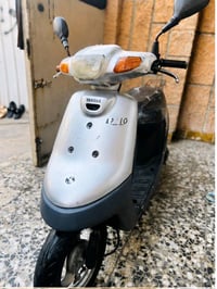 دراجه بطه ياماها سرعه 60 الدراجه اخت الرمبه نضيفه كلش وتشتغل نكره سلف ...