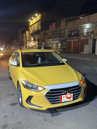للبيع سيارة النترا 2017 وارد امريكي  السيارة ضربتها الباب اللي ورة الس...