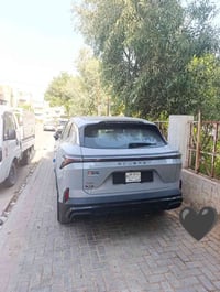 سويست • ٢٠٢٧ • ١٤٠٠