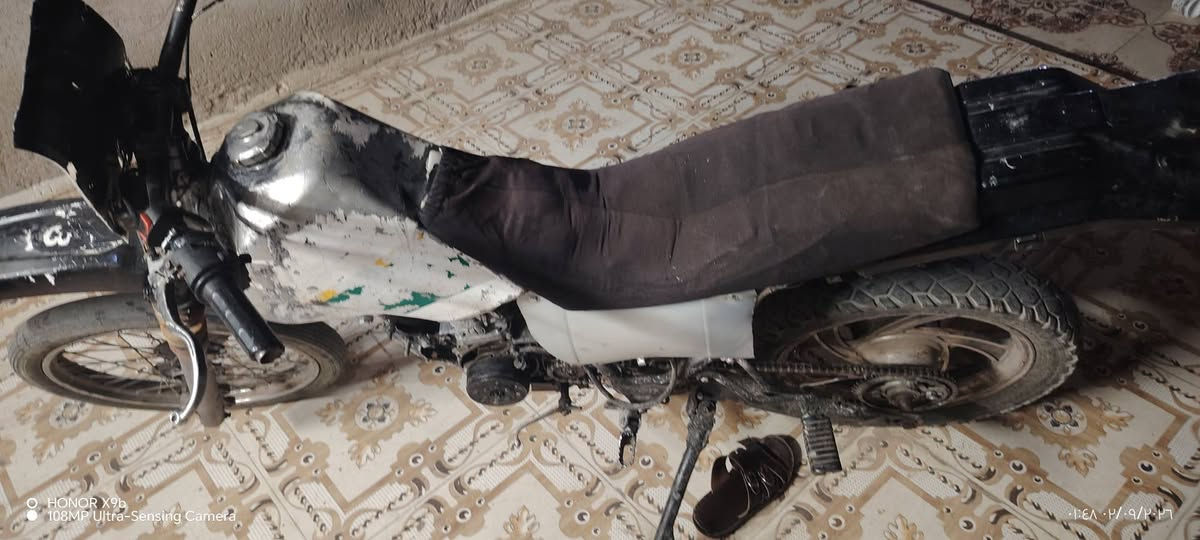 سلام عليكم دراجه قفاز للبيع وعنواني العماره الماجديه والشراي يتصل عله هاذه الرقم ***********
