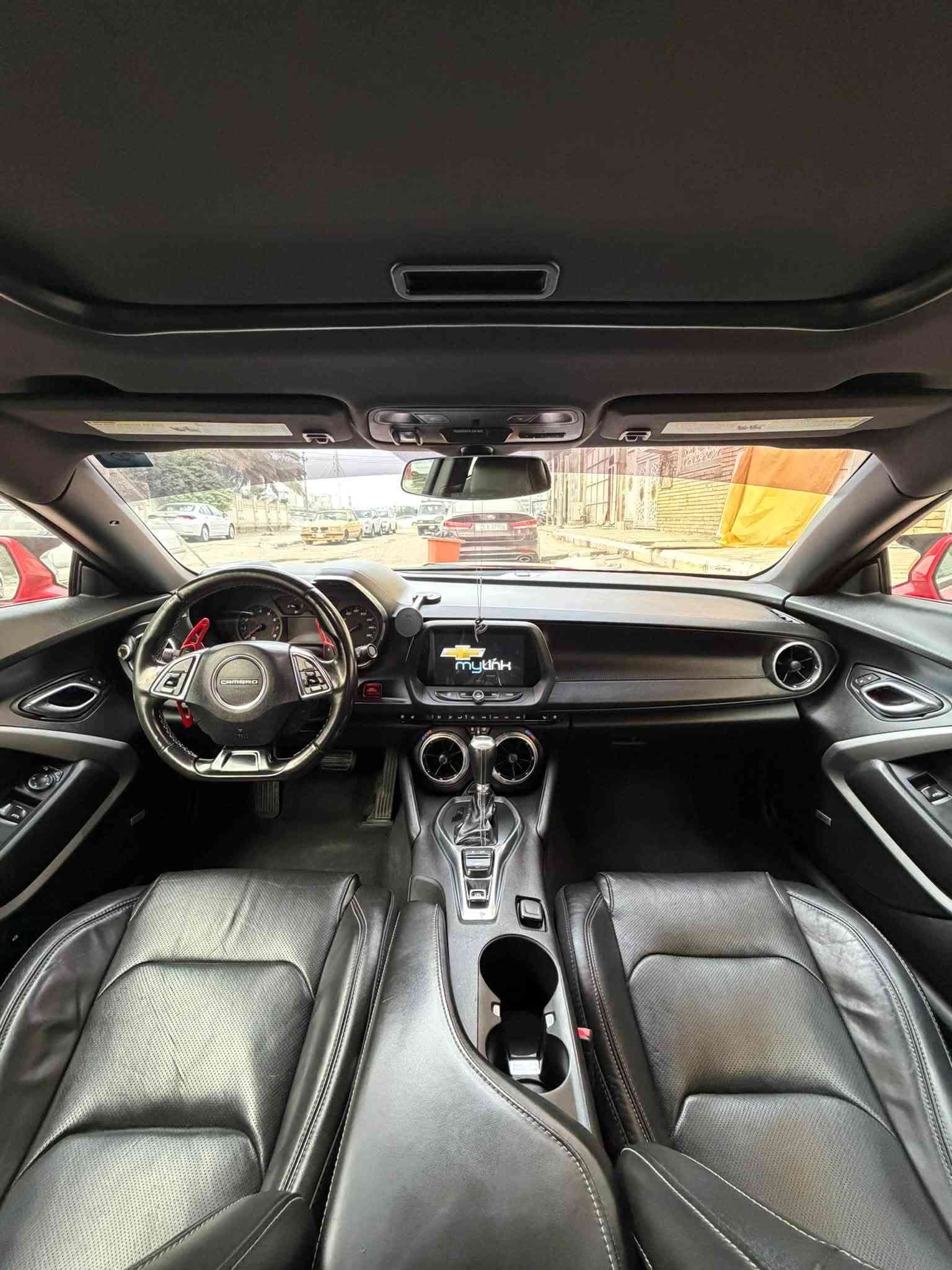 كمارو RS موديل 2018
محرك v6 340 HP

المسافة المقطوعة 50 الف ميل

المواصفات :

شاشة كبيرة مقاعد جلد كهربائية تدفئة وتبريد في المقعد فتحة سقف شفتات ستيرن دخول ذكي وتشغيل عن بعد 

الاضافات :

شوتة رياضية سبكتر من K&N

حلوك صالنصة كاربون فورجد اصلي اكرابوفيك 

دوس لون اسود طافي

كفر مرايا باتمان اسود لامع

لحية امامي اسود لامع

ويل 1le تو سايز اسود طافي 

غطاء وقود ترانسفورمر

التحديث :

بجم SS اصلي دعامية وشبابيك و بلوجكترات 

باك لايت LED سموك اصلي مفتوح من سيارة ZL1

الادامة :

بلكات وكالة جديدة 

حدادية كاملة امامي خلفي + لويات جدد + اذاين محرك وكير جديدة بالباكيت 

تخم تاير تو سايز جديد + تخم حساس جديد

جميع السوائل تم تغييرها ( هيدروليك الگير ودهن الاكسل وسائل البريك وماء الراديتر )

اكزوست كامل حجر بيئة جديد وكالة موديل 23 بالباكيت + حساسات اوكسجين جديدة 

الحادث : 

كما موضح بالصور حادث سطحي صبغ ربع جاملغ خلفي فقط 

وبالعراق بيها بارد اثر طخة خفيفه بالچاملغات الامامية بارد احترافي ابد ممبين بدون صبغ

تكحيلات جدا بسيطة احترافية بالكارت  100‎%‎

كل الانظمة سليمة ولا يوجد اي لمبة عطل في الدشبول 

السيارة كلش جديدة بنظافة ال 23 وغرفتها كلش جديدة 

عزلها حلو وماكو اي اصوات مزعجة داخل السيارة

السعر  158  $ وبيها مجال بسيط

للتواصل واتساب ***********
