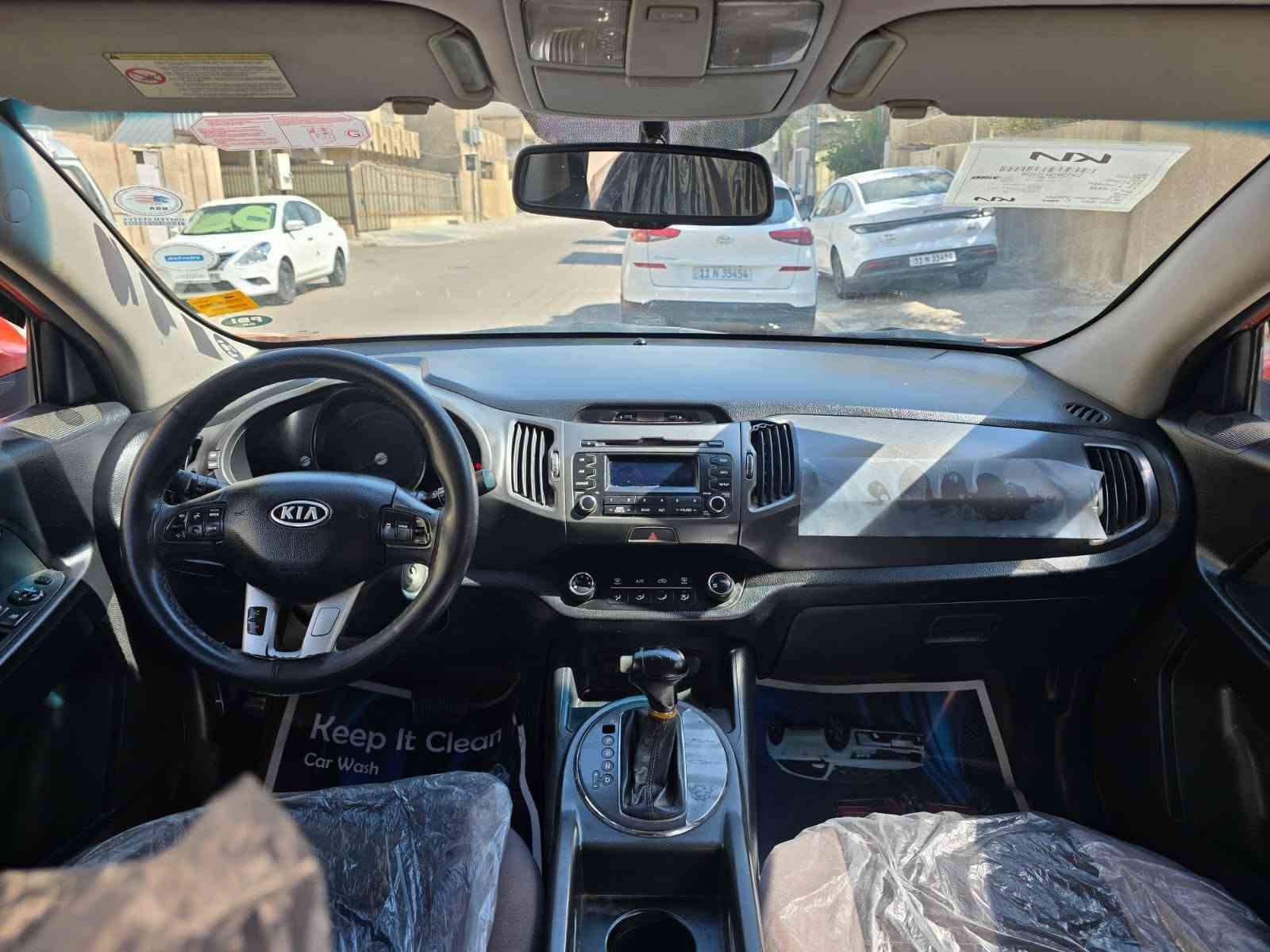 كيا سبورتج موديل ٢٠١٣ خليجي بأسمي تحويل مباشر محرك ٢٠٠٠ دووش كامرا فوول تحمات تقليل صرف وقود بلوتوث حاكيه مري شفط بيه ٣ قطع صبغ بدون دواخل بدون شواصي بدون لغود بدون ايرباك صبغ فقط محرك كير صدر تبريد جاهز السعر 108  للاتصال ***********
