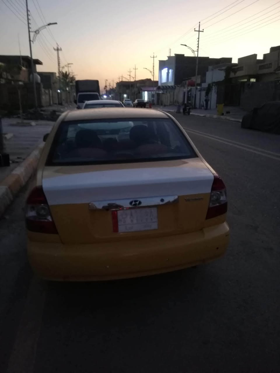 ‏سلام عليكم هونداي فيرنه موديل 14 سيارة جديد مامعوده سياره سعر 65وبي مجال *********** مكان سياره فلوجه
