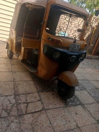 تكتك 20البيع موضحه بلصوره يمكم 6وربع وبيه مجال وشوف بلصوره وتخابرني بك...