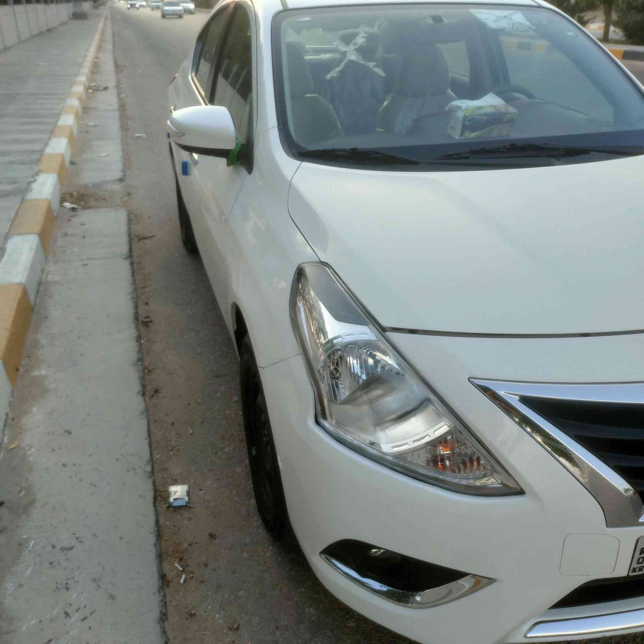 سلام عليكم 
نيسان صني موديل 2025
رقم اربيل بسم شركه 
تريد وكاله تريد مداور
ماشيه 8000الف 
زيرو 
تبريد قطعتين 
سياره نظيفه كلش 
سونار موجود ب منشور 
مكان نجف

تواصل ***********
