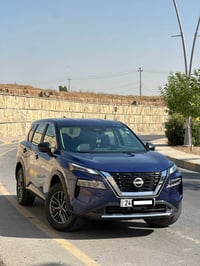 ٢٠٢٣ • ماشي ٥٠٠٠٠ كم • ٤ خدوش بالسقف