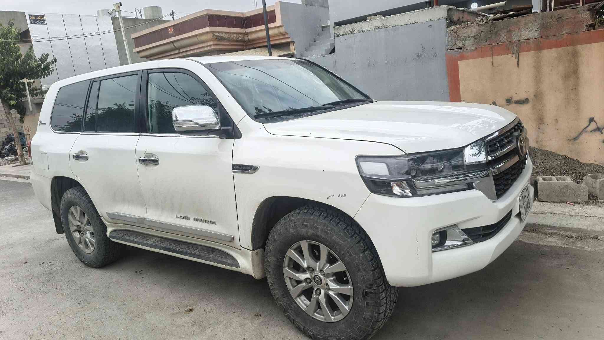 لاندكروزر • موديل ٢٠٠٩ • شكل ٢٠٢١