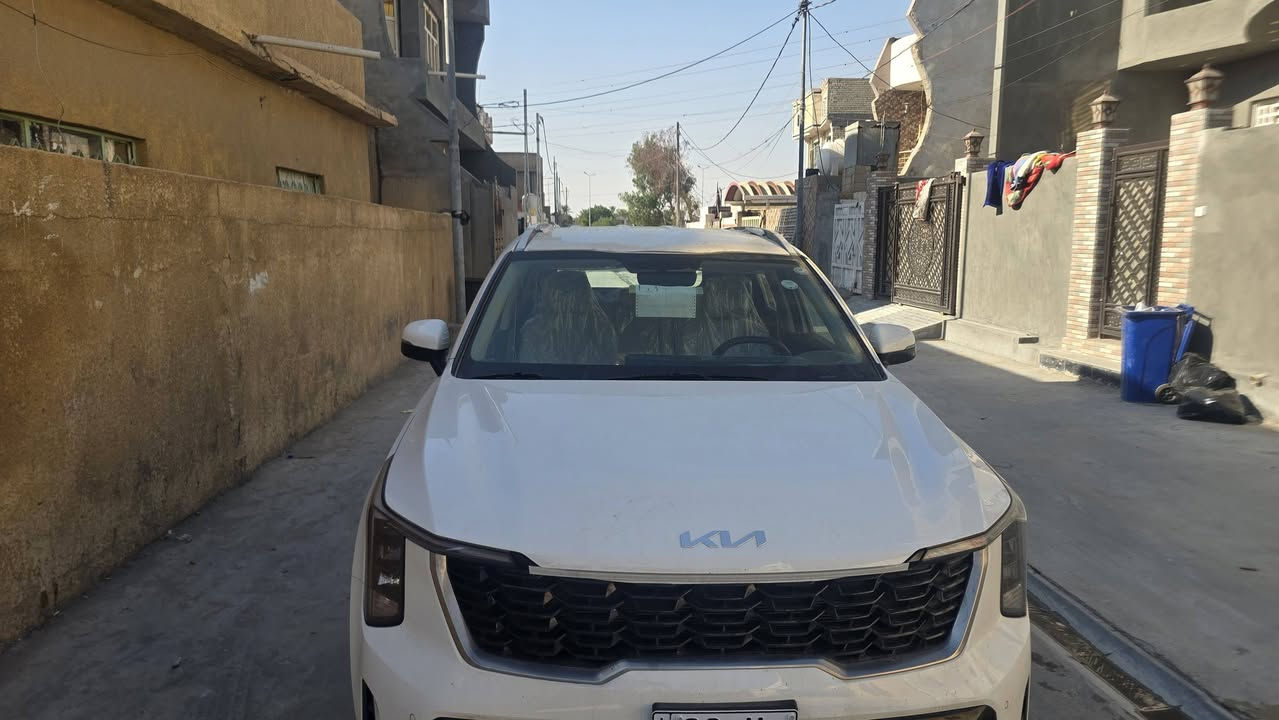 السلام عليكم سورنتو 2026  ٦سلندر ٧راكب ٣ قطع تبريدماشيه الف كم فقط رقم اربيل تحويل او وكاله بحالة الزيرو شرط دبل كشن كهرباء ويل ٢٠ حساسات من جميع الجوانب تحكمات ستيرن كامله وشفتات وتثبيت سرعه سايد بريك دكمه اوتو هولد ٤ انظمة قيادة جنطة كهربا ء ذكيه مانع انزلاق دبل كاميرا والمواصفات الباقيه معروفه  المكان واسط العزيزية الرقم 0771109703 او واتساب ***********@
