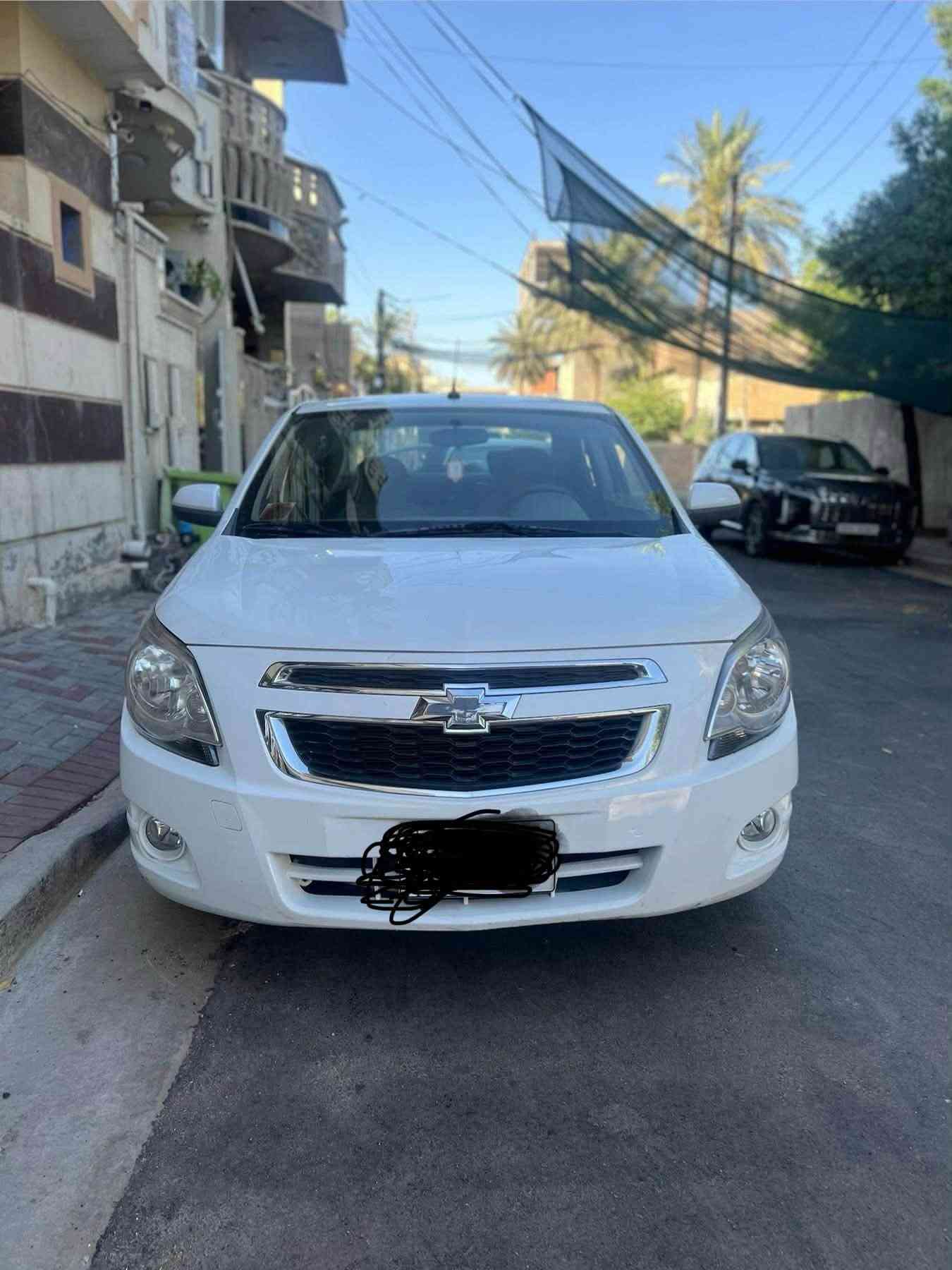 سلام عليكم
شوفر ليت كوبلت موديل2018للبيع
رقم بغداد انكليزي بأسمي 
سنويه لل31
هزه جديده 
مكفوله من الصبغ والضربه والتبديل 
بيها بارد شكم مكان 
والدعاميات مصبوغه اثر شخوط 
سياره جديده على وضع الشركه 
ماشيه (64000) الف حقيقي  
دبل سويج 
حتى كتلوكات الشركه بيها 
سبيرها مانازل ابد 
سعرها 84 وبيها مجال للشراي 
سياره جديده  بمعنى الكلمه كير مكينه حداديه تبريد
مكاني نجف للاستفسار مراسله على واتساب ***********
