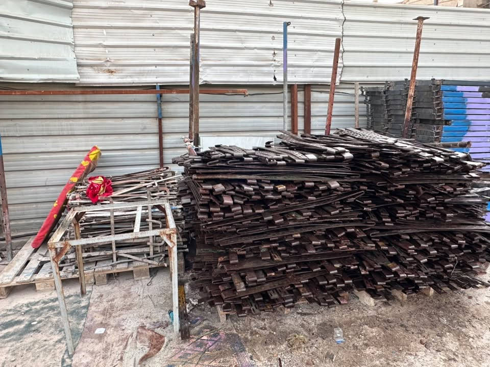 ༺═══ 🏗️ مكتب وساحة الإعمار 🏗️ ═══༻

✅ بيع • شراء • تأجير

☑️ تجهيز سكلات  والمحلات  والمواقع البناء 
وكافة مستلزمات المواد البناء 

🔸 جكات (3م -4م و5م)
🔸 سكلات (60 - 80 - 90 - 120) وسكلات 3م 
  يوجد سكلات العراقيه والصينيه والتركية
🔸 فخات عادية ورباعية
🔸 دنك بجميع القياسات
🔸 مصاعد مواد البناء
🔸 عربانات حمل
🔸 مولدات كهربائية
🔸 كمبكترات (دكاكات)
🔸 حادلات صغيرة وكبيرة
🔸 ساقولات 
🔶كاصوصه كونكريت
🔸 دراب خشب جديد
🔸 براميل جديد ومستلزمات مواقع البناء 

💯 ليش تتعامل ويانا؟

✔ أسعار منافسة
✔ معدات جاهزة للتسليم
✔ بيع بالجملة والمفرد
✔ شراء وبيع المستعمل
✔ خدمة سريعة وموثوقة

🚚 نوصل إلى جميع محافظات العراق وكافة مناطق بغداد

📍 العنوان:
بغداد – البلديات – تقاطع الكهرباء – باتجاه مخازن الإسمنت سابقًا.

🛑للتواصل: 
***********
***********
***********
 ***********
 #جكات #سكلات #تصنيع_سكلات#سكلات_ثقيلة #سكلات_جديد

سكلات_ثقيلة سكلات_جديد سكلات_بناء تصنيع_سكلات سكلات
