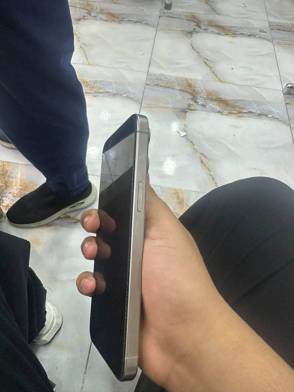آيفون ١٥ برو ماكس • ٢٥٦ • بطارية ٨٥٪