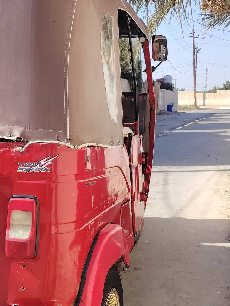 تكتك مديل 2021 خير من الله كبل للشارع مذب عليه ربع سعر ٧ونص وبيها مجال رقم ديالى مكان ديالى بعقوبه ***********
