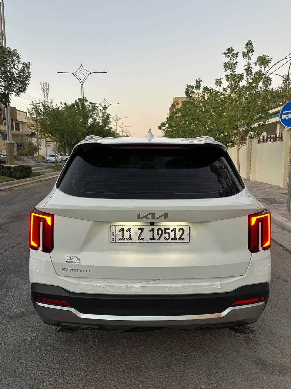 ✅سورنتو موديل 25 بغداد دولي خليجي
📌 تحويل مباشر 
السيارة كفالة عامة من البارد والضربه والصبغ والتكحيل شرط  

ماشية 20، محرك 6 سلندر

بصمة
بانوراما
حساس أمامي خلفي جانبي
ويل كب حجم 20
أشاير بالمري
كروز سرعة
تحكم ستيرن
مري شفط
سايد بريك بصمة
بك لايت LED
نظام ترحيب
محرك 6 سلندر
شاحن لاسلكي وشواحن بالمقاعد 
أريل نفكيشن
مقاعد عدد 7
ثلاث قطع تبريد
يدات كروم
درايف مود أربع وضعيات للقيادة
بصمة أبواب
كشن السائق والراكب كهرباء
السبير موجود، ويل 20
كامرة دوارة
LED نهاري
مانع انزلاق
أوتو هولد
شاشة متصلة
تبريد بيانو لمس
إنارة محيطية
جنطة كهرباء
تبريد منفصل
العنوان : كربلاء المقدسه 
 للاستفسار / شراي خابرني وعيوني الك 
*********** مهندس مصطفى
