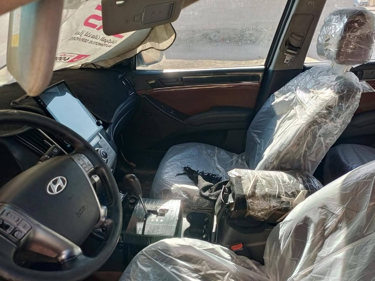 فيرا كروز للبيع او مراوس شنو عندك دزلي
موديل 12  محرگ 6.  3800.   7, راكب    كير مكينه  بحاله جيده.  تدفئه تبريد شغال  راوتري.   
السياره ابيع صبغ احزام  لان طار البنيد  وصارت جدحه باحد الوايرات  مزلوغ و كب المحرك احتركت تقريبا للنص بس مو حريق قوي قوي لا هيج اثر النار والدخام ونصبغت   وهذا الحجي صارله 4 سنوات اما هسه السياره بحاله جيده صارلها 4 سنوات عندي من مره بهذا الضرف 
السعر 85   وانت شعندك مراوس نزل سياره ناصيه او عاليه هم مو شكال    ***********. بغداد الدوره  وبي واتساب
