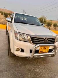 تويوتا مەرزیە • اوتوماتيك • ١٨٨٠٠٠ كم