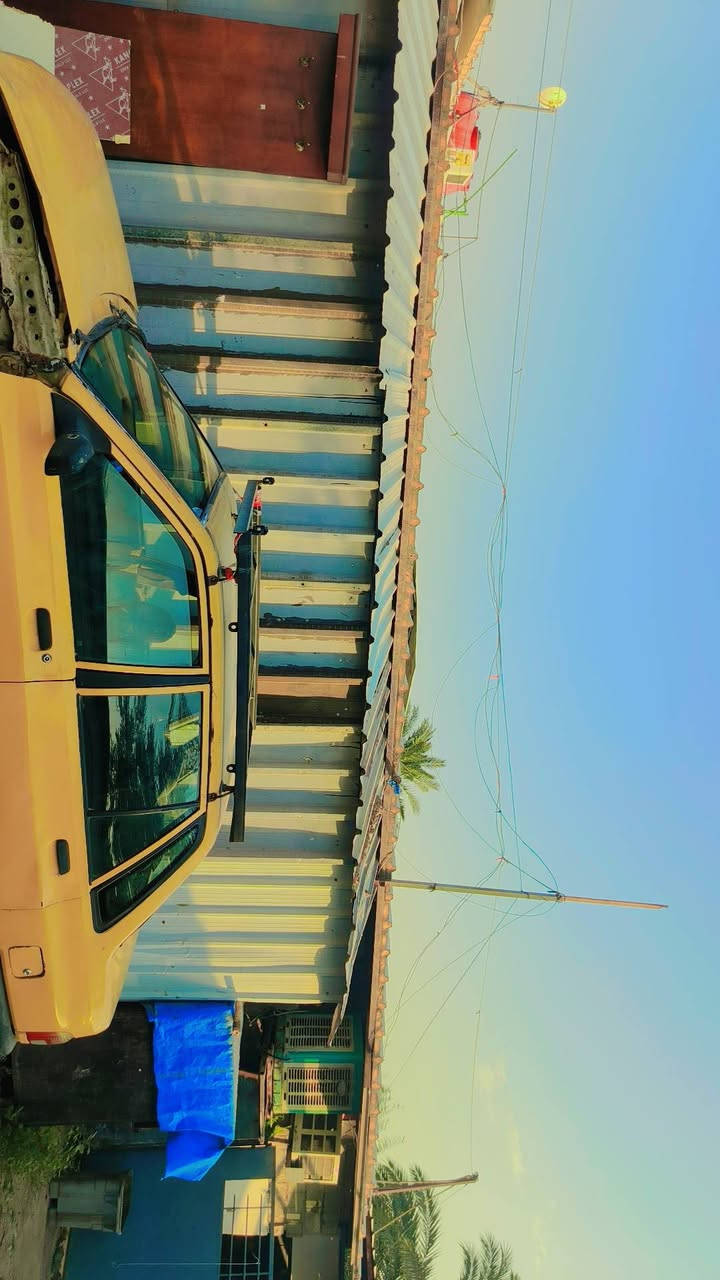 اخوان مشتمل للبيع غرفه المنام 4في 4 غرفه لطفال 3في3 ونص  لستقبال 5ونص في4 المطبخ 2في8 الحمام160 في متر مثل ماموضح بل صور ول فيديو المساحه النزال7متر الواجهه 12متر كله تبليط السعر ٢٥ مليون  بغداد التاجي مجمع العز السكني للستفسار ***********
