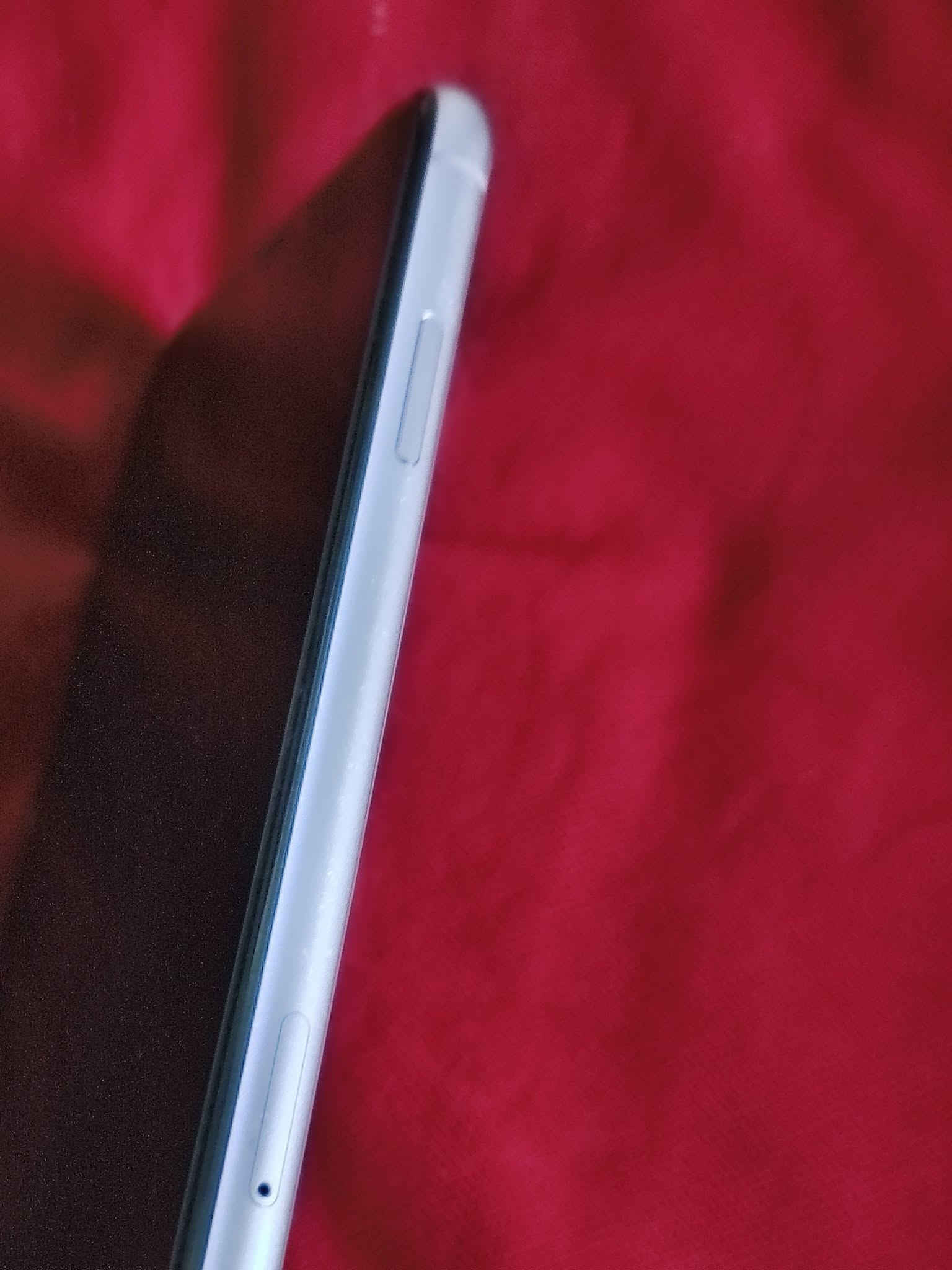 آيفون 11 • ١٢٨ جيجا • بطارية ٧٧٪