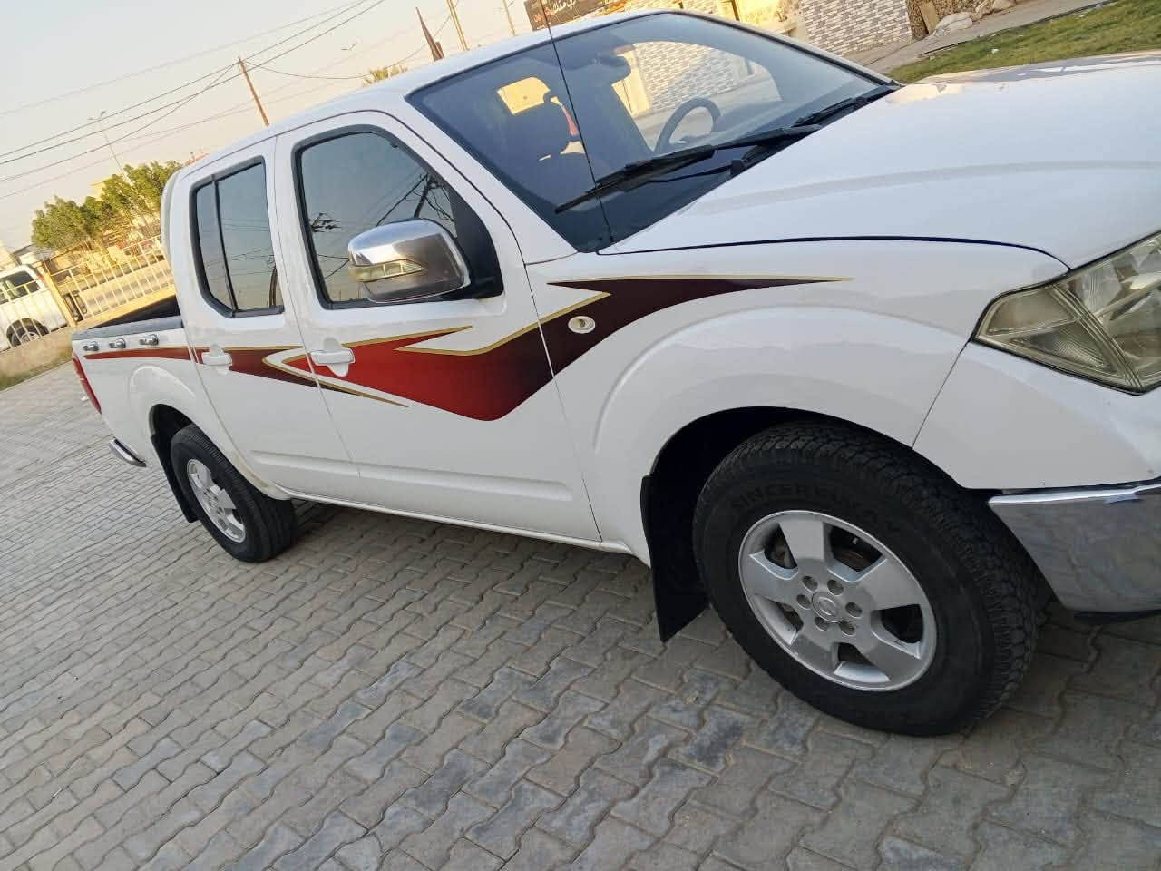 للبيع *********** السعر 98 نيسان نيفارا موديل 2011 رقم بابل دولي فول اوتوماتيك بدون صبغ ولا حادث السيارة حلوه وجاهزة من كير ومحرك حداديه جديده تخم تاير السعر 98 مكان السياره كربلاء المقدسة
