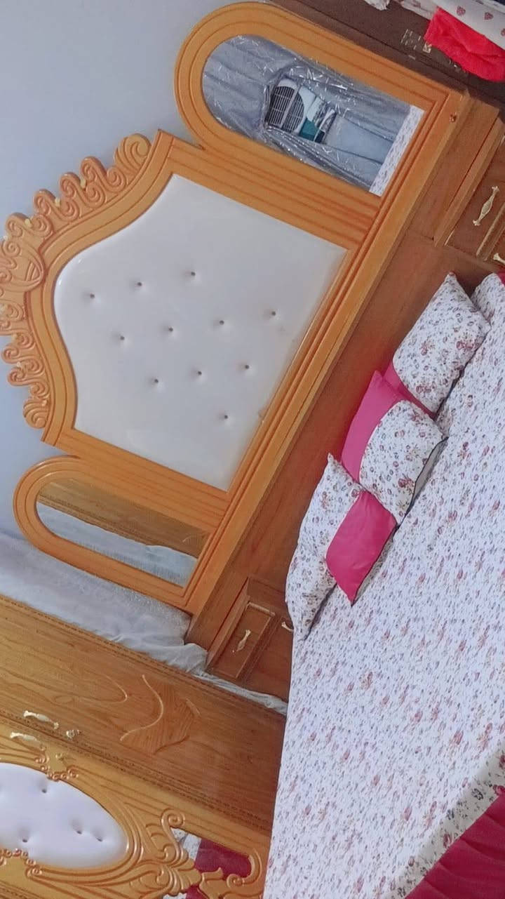 للبيع غرفة جديدة 6 ابواب بغداد ***********
