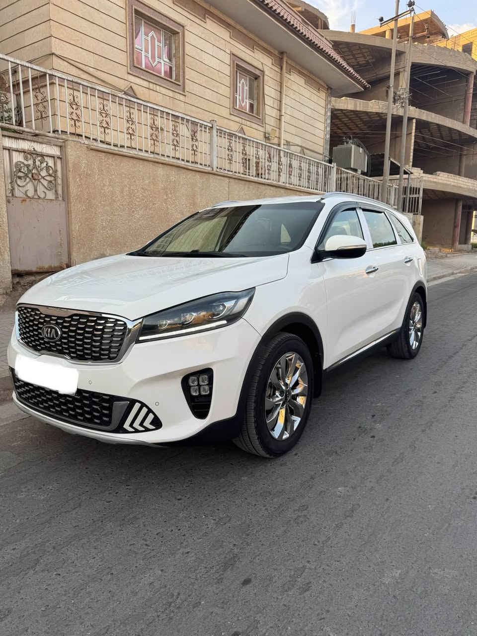 سورنتو ٢٠٢٠ • ٦ سلندر • رقم بغداد