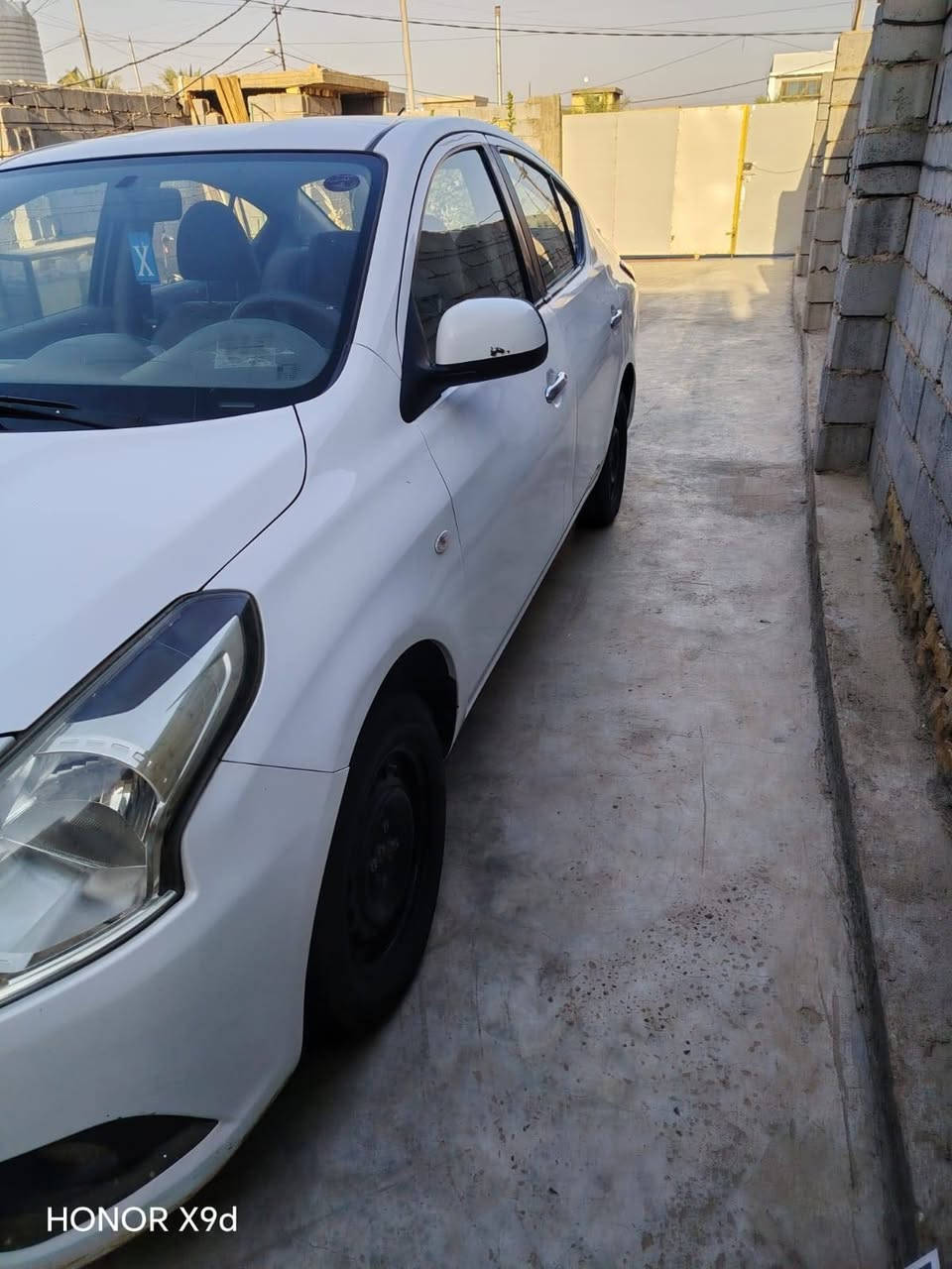 السلام عليكم ورحمة الله وبركاته سيارة سني 2020
بيه بارد بسيط بدون صبغ السياره
***********
السعر 95 وبيها مجال
