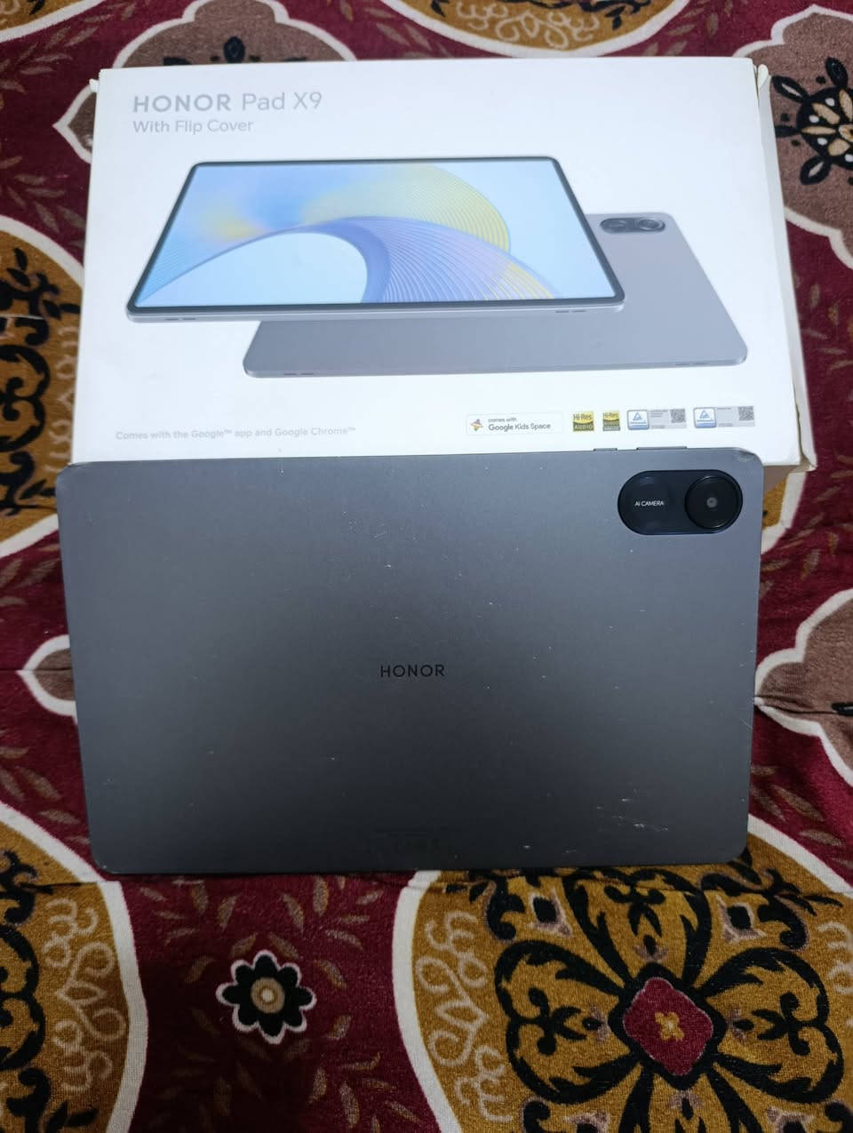 ايباد هونر X9 ذاكره 128 مكفول من كلشي فقط طخه خفيفه بشاصي جاهز مع كارتونه سعر 250 وبي مجال عنوان ميسان الماجديه ***********
