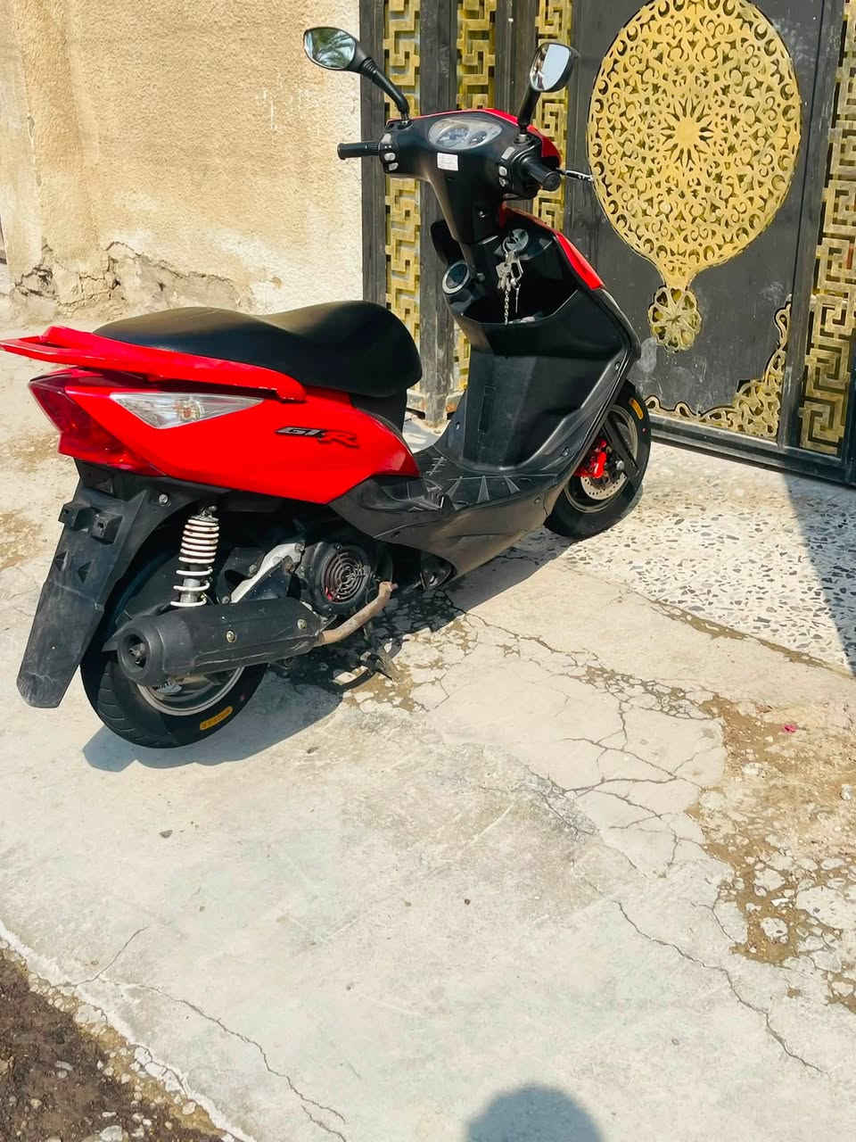 دراجه ثعلب بلاديه.  مكينه بلاديه  نقصه. بس قمجي.  سعر 750
***********

