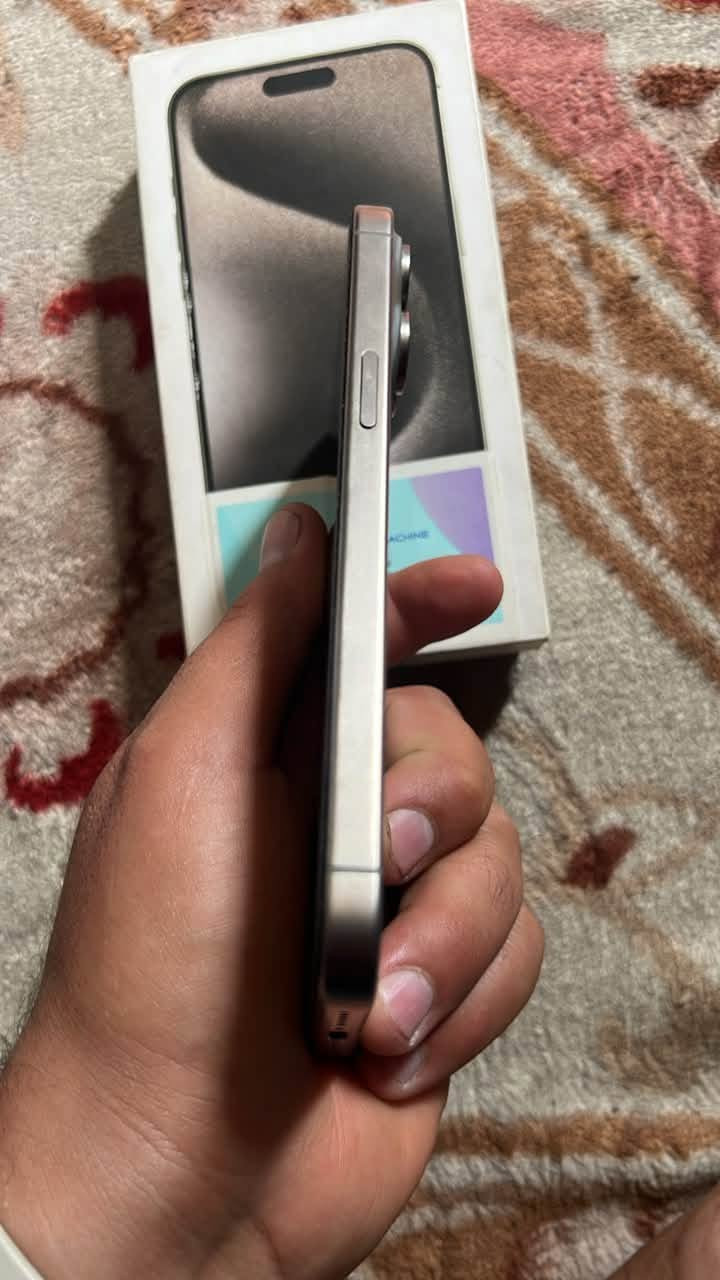 📱 وصل حديثاً: iPhone 15 Pro Max

✅ الموديل: iPhone 15 Pro Max
✅ البطارية: 86% 🔋
✅ الحالة: مستبدل شاشة أصلية، الجهاز نظيف جداً وشغال طبيعي.

💰 السعر: 800,000 دينار
🚚 توصيل لكل محافظات العراق: 10 آلاف.
📍 الموقع: بغداد - مدينة الصدر.
📞 للحجز والاستفسار: ***********

نص مكتوب في الصور:
- 90 12:14 القطع والخدمة تجمع Apple سجل تاريخ القطع والخدمة، وهذا السجل يعرض معلومات عن هذا الـ iPhone وحالته وتفاصيل إصلاحه. معرفة المزيد... سجل تاريخ الخدمة الشاشة غير معروف
- 12:14 حول sat's iPhone الاسم 27.0 إصدار iOS iPhone 15 Pro Max اسم الطراز MU793AA/A رقم الطراز H7YKQ3WJTW الرقم التسلسلي انتهت صلاحية التغطية سجل تاريخ القطع والخدمة 0 الأغاني 724 الفيديوهات 1,944 الصور 83 التطبيقات 256 غ.ب. السعة 178.4 غ.ب. متوفرة