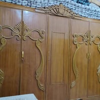 غرفة نوم • للبيع • اخشاب