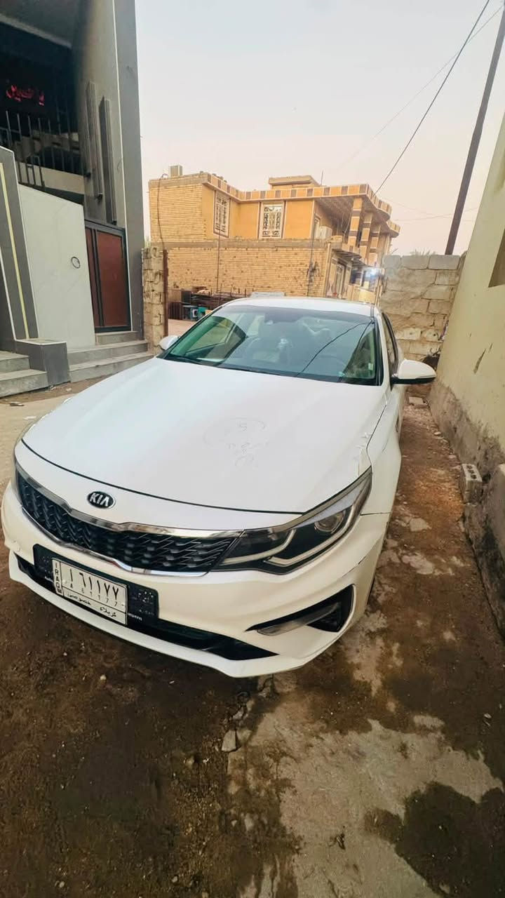 كيا اوبتما 2019 امريكي سياره مابيه صبغ فقط بارد عدا خشم الجاملغ الامامي
سياره جديده لوك ماشيه 79 الف موصفاته FE 
سياره حلوه او جاهزه من كلشي
تخم تاير جديد 
سياره بسمي 
او على ايدي 
مكانه كربلاء 
مجاور مدينته العاب السندباد 

***********
