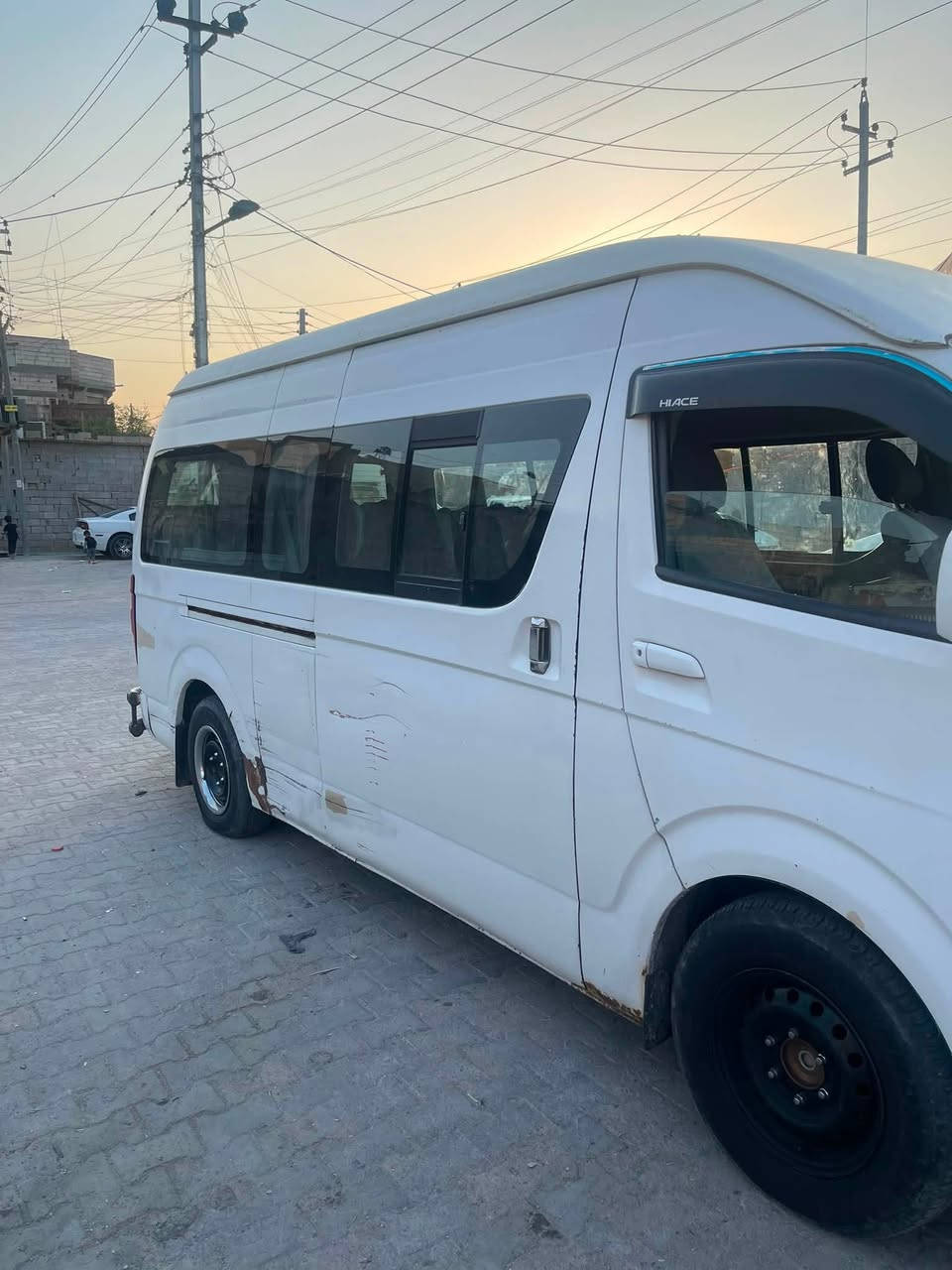 جبني عالي أج 2 موصلية السيارة جاهزه من كلشي تبريد حداده طخم تاير مكينه وكير جدد فقط نقص غاز بالتبريد 
السعر 55 وبيها مجال موجود اتصال فقط  ***********
محافظة البصرة

