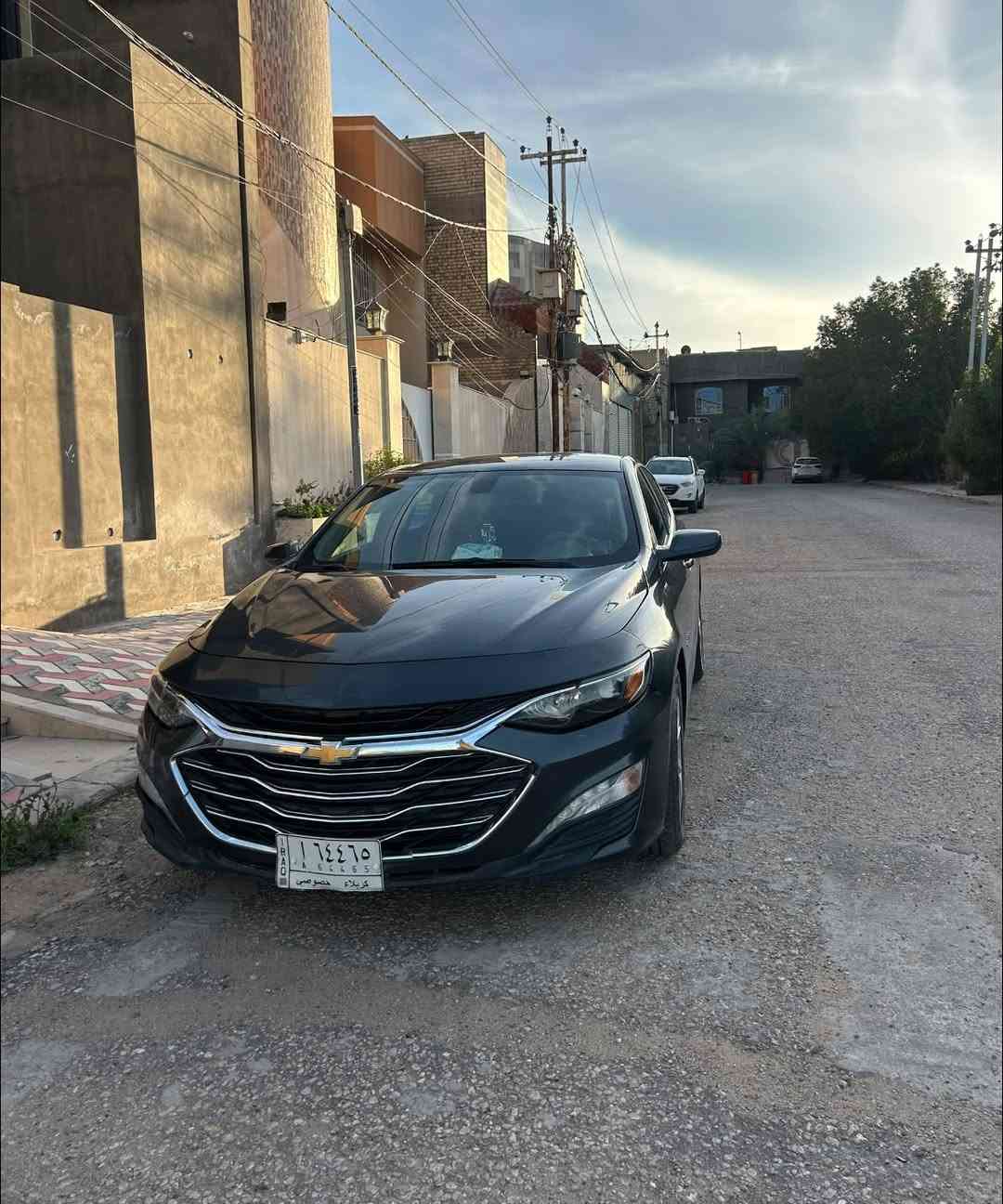 ماليبو 2020 بجم كبس خلفي كبس
بيه قطعتين و نص صبغ
كير مكينة تبريد كفالة
سعر 85 ورقة 
مكاني نجف 
***********
