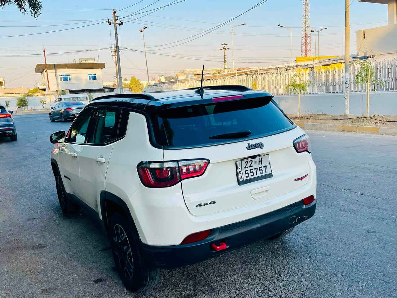جيب كومباس 2019 فول مواصفات بس بؤنت صبوغ بدون دواخل سيارة بسمي سعر 122 عنوان أربيل 
***********
***********
وتسأب
