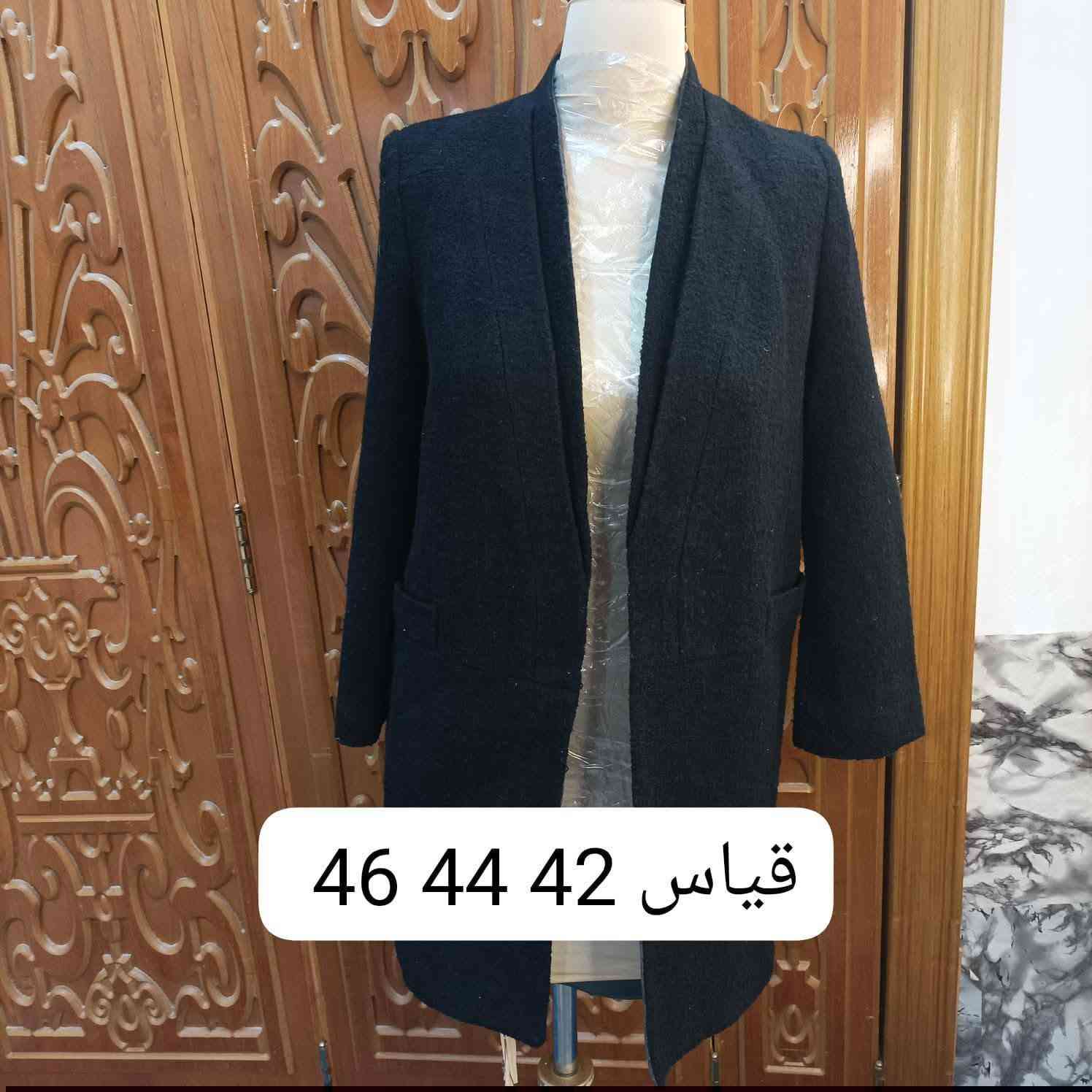 كوتات باله نظيف جدا اخو الجديد على الفحص القياس مكتوب على الصورة سعر القطعه ب10 
فقط احمر قياس 36 38 40 سعره ب8 
يوجد توصيل لجميع محافظات العراق الحجز على الخاص @إشارة

نص مكتوب في الصور:
- قياس 1 و 2 و 3 اكس لارج
- قياس 42 44 46
- قياس 36 38 40 ب 8
- قياس 42 44 46 48
- قياس مديم لارج