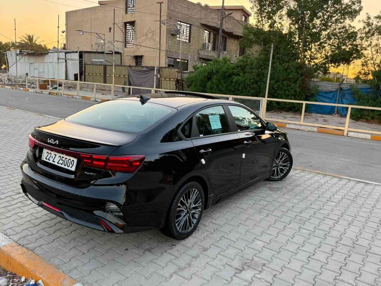 السلام عليكم 🙋‍♂️ ‭***********‬
( 🔥 السياره  فوول للاخير لا تقارنه بعاديه 🔥)
كيا فورتي 2024 امريكي جيتي لاين GT LiNE 
1/1 محرك 2000 ..ضرر واضح بل منشور 
جاملغ وباب وحافة البنيد 
❌ بدووون ايرباك جميع الايرباكات سليمه ❌
بدون دواخل لغد شاصي بدنه براكيت راديترات تبريد كله بلادي حادث صاير جانبي مو بل بجم
فقط هذا الحادث الباقي مكفول ماشيه 19 فقط 
رقم اربيل جديد هزه فحص سنويه لحد 2031
تريد وكاله او تحويل موجود
مواصفات جيتي لاين فول 1 / 1 

🔹 محرك 2000 DOHC دوش المرغوب
🔹فتحه ( سلايد روف )
🔹 بصمة تشغيل + أبواب + جنطة
🔹 تشغيل عن بعد⚡️
🔹 جنطة ذكية تفتح عند الاقتراب🚶🏻‍♂️
🔹 كشنات جلد كهرباء مختمه GT 
🔹 كشنات  تبريد🔵 / تدفئة 🔴
🔹تبريد خلفي❄️
🔹 شاشة لمس كبيره 9 انج 🔹 
تدعم  Auto Android + CarPlay 📍 GPS
🔹شحن تلفون 📲 لاسلكي
🔹سماعات🔊 سستم harman/kardon
🔹 رادار أمامي + خلفي + جانبي
🔹 نظام النقطة العمياء ⚠️
🔹 تحديد مسار + سياقة ذاتية 
🔹 توقف عند الاقتراب🚫
🔹 كامره خلفيه
🔹لايت + كشاف LED
🔹 بك لايت LED
🔹 تحكم كامل بالستيرن
🔹 كروز مثبت سرعه 
🔹 3وضعيات قيادة Smart/ Sport/ Normal)
🔹نظام Auto Hold
🔹هاند بريك بصمه ⚡️
🔹ا  ABS + مانع انزلاق                                  
🔹 حساس ضغط إطارات
🔹 منافذ USB / AUX / 12V
🔹 ويل كب 17 كروم
🔹دوسات جانبيه ودعاميه GT
⸻السعر 159
رقمي ‭***********‬
