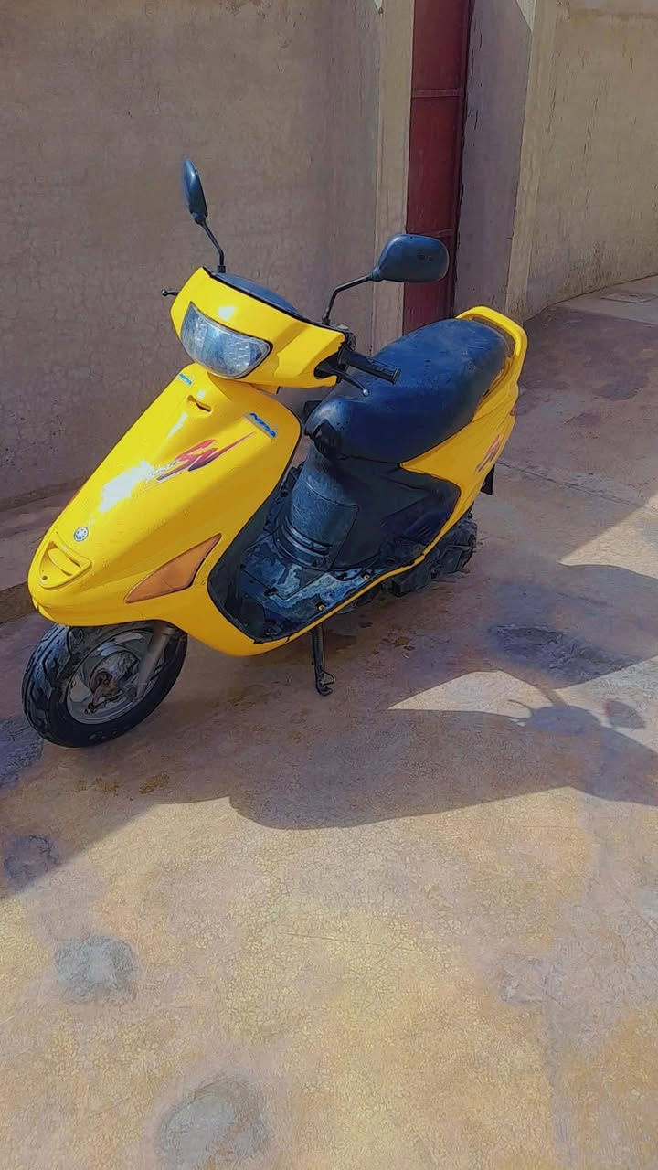 سلام عليكم درجة الفرشاة للبيع مكينه ما مفتوح شرط درجةمال حاويه درجة جاهز سعر 400 رقمي كورك ***********
